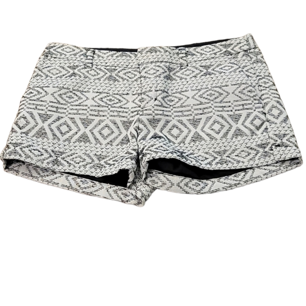NWOT Merona Black & White Design Shorts Size 6
